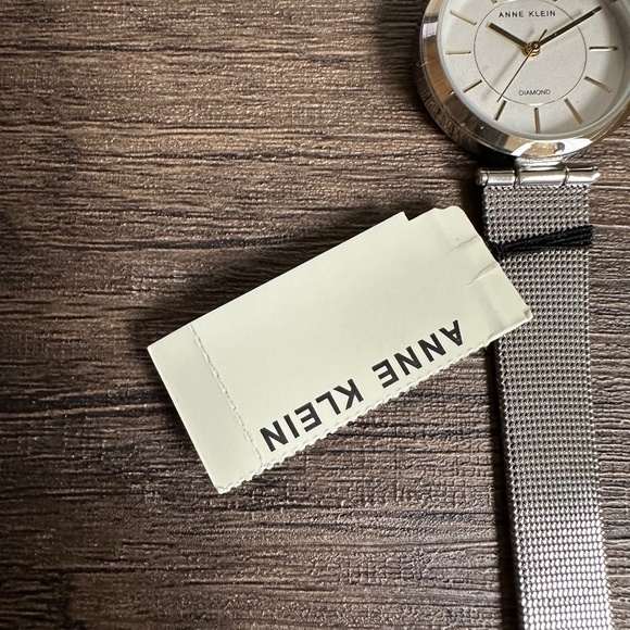 *ANNE KLEIN* Silver x Gold White Dial Women's Mesh Bracelet Watch NWT w/ Box - Picture 5 of 15